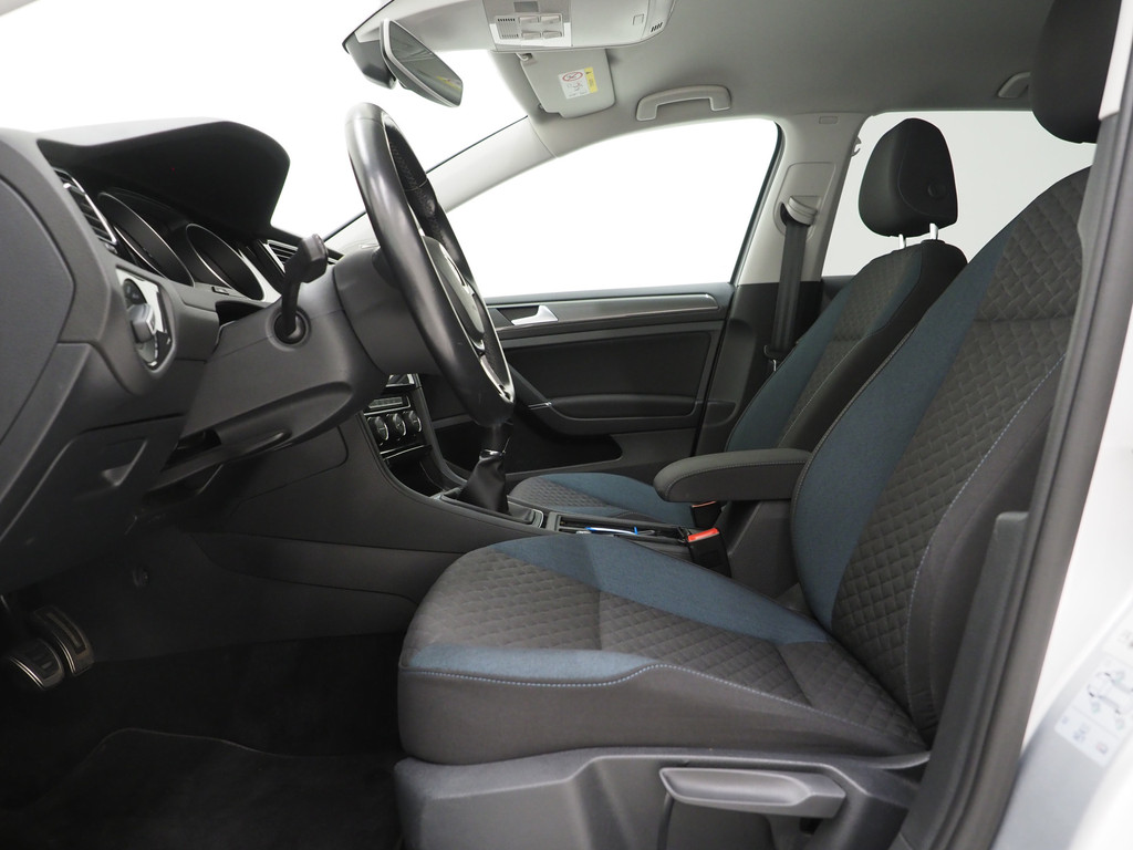 Volkswagen GOLF Variant 1.0 TSI 48