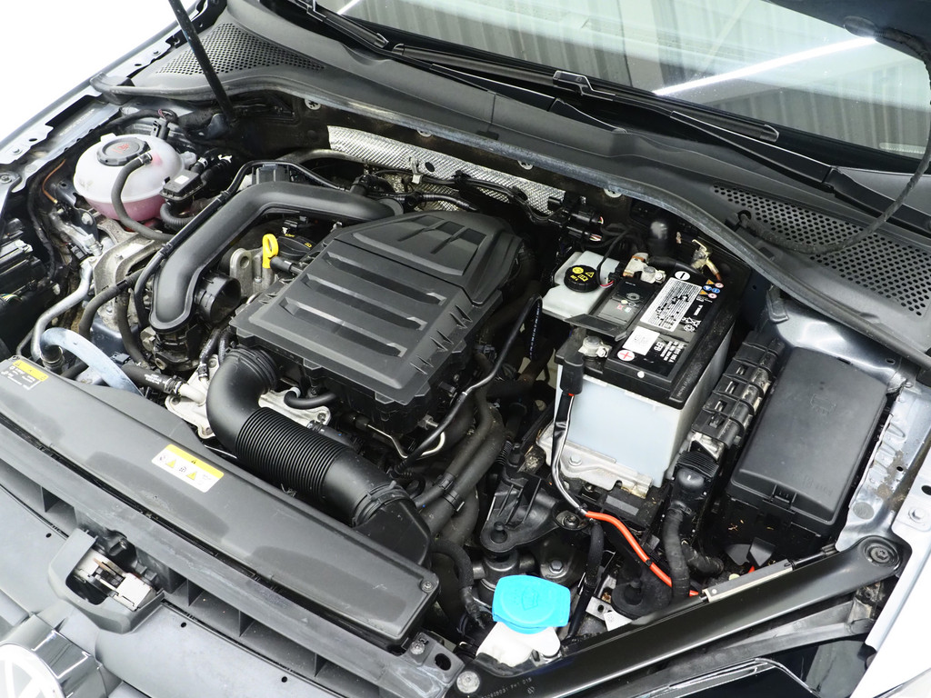 Volkswagen GOLF Variant 1.0 TSI 6