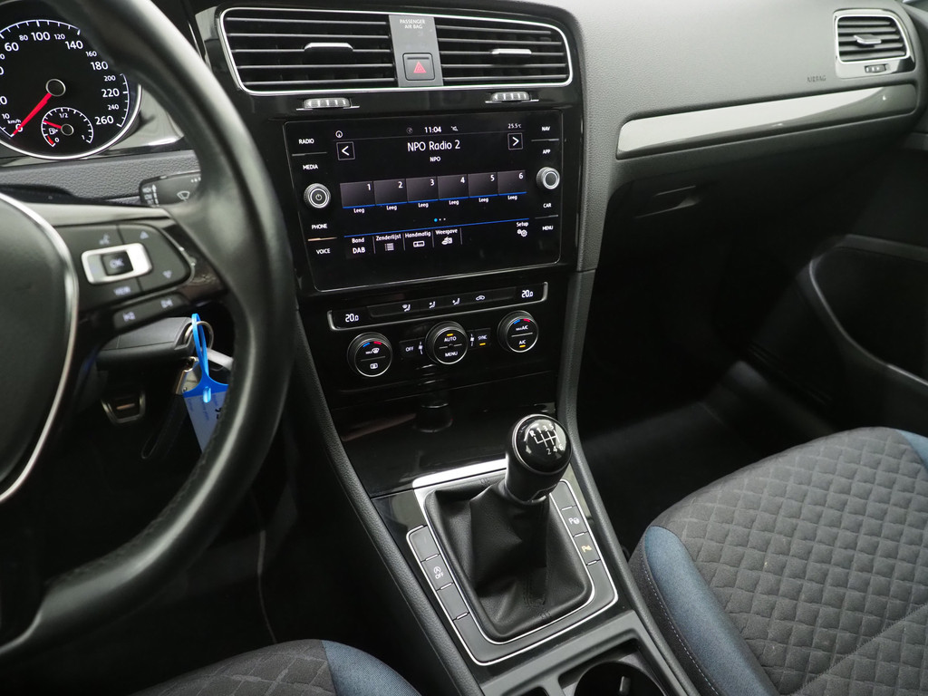 Volkswagen GOLF Variant 1.0 TSI 66