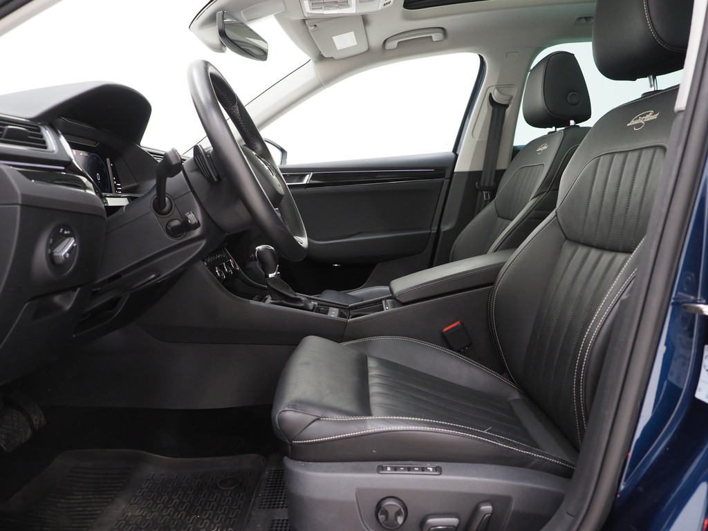 Škoda Superb Combi 1.4 TSI iV Laurin & Klement 16