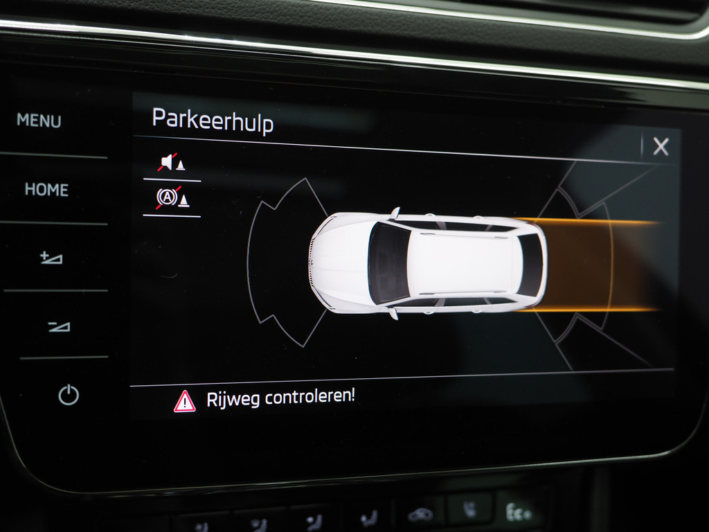 Škoda Superb Combi 1.4 TSI iV Laurin & Klement 34
