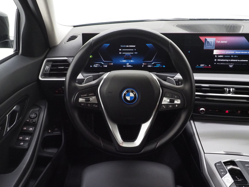BMW 3 Serie Touring 320e LCI Shadow Line 68