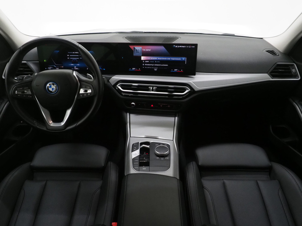 BMW 3 Serie Touring 320e LCI Shadow Line 38