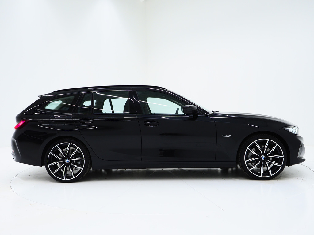 BMW 3 Serie Touring 320e LCI Shadow Line 43