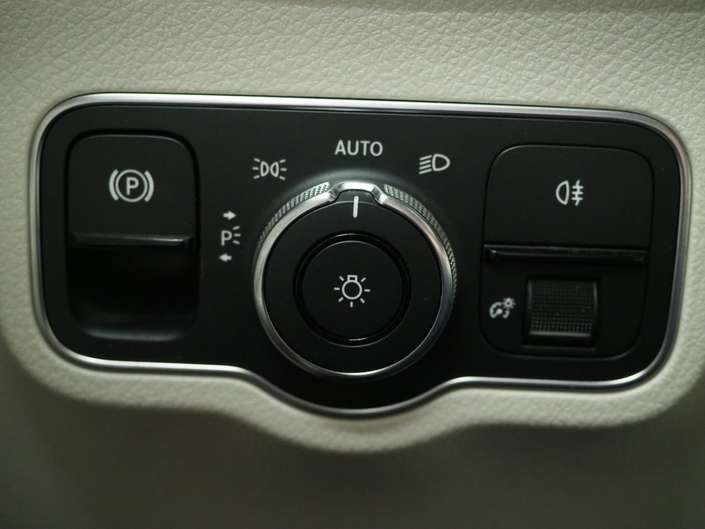 Mercedes-Benz GLB 200 Premium Plus 7p. 63