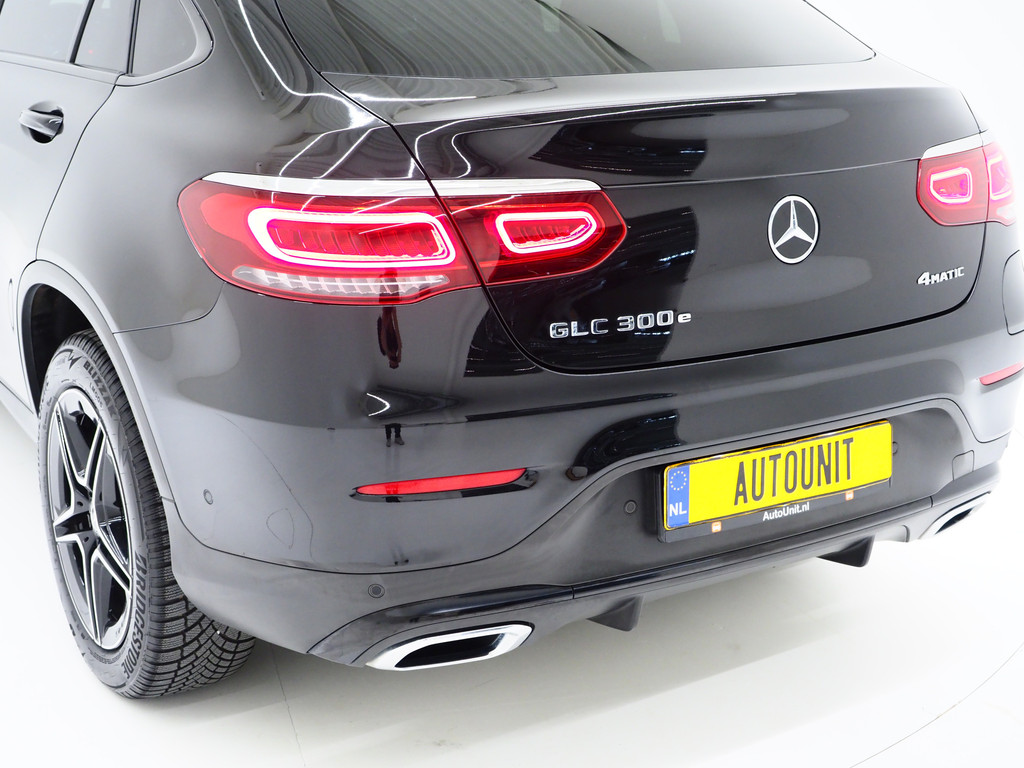 Mercedes-Benz GLC Coupé 300e 4MATIC AMG 13