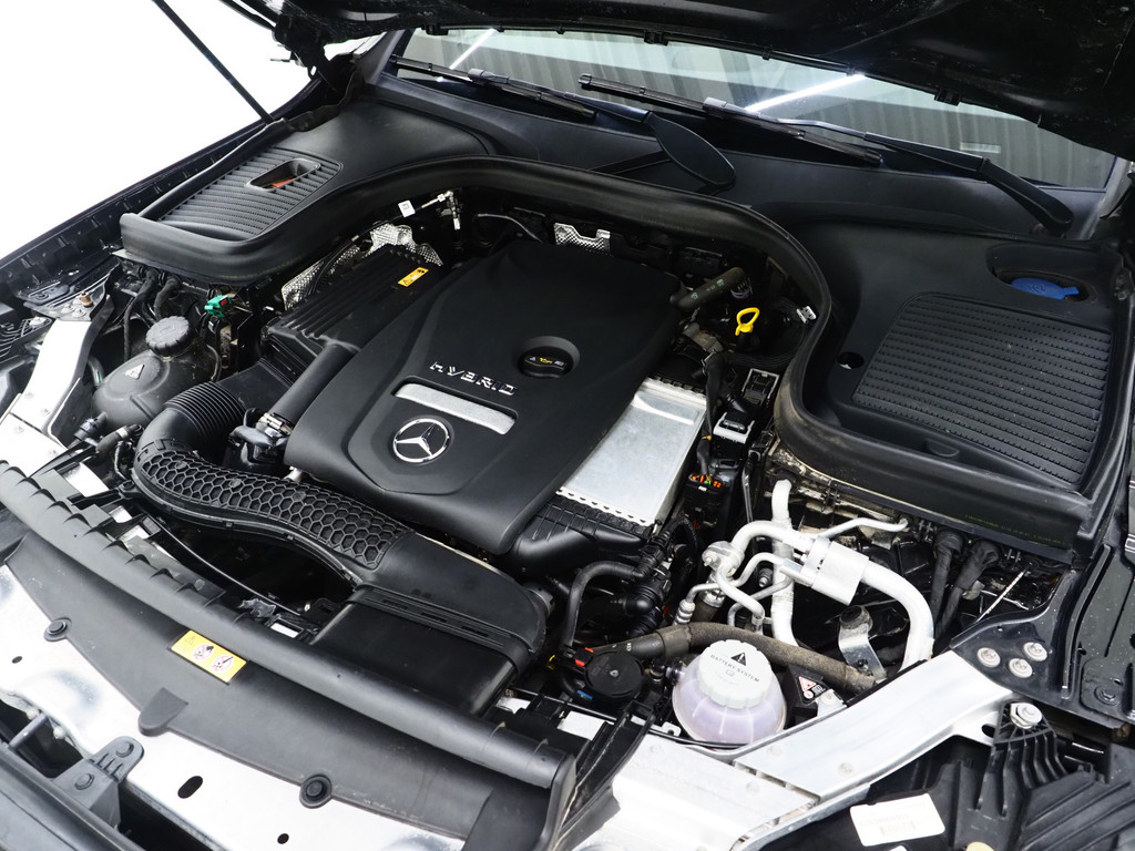 Mercedes-Benz GLC Coupé 300e 4MATIC AMG 45