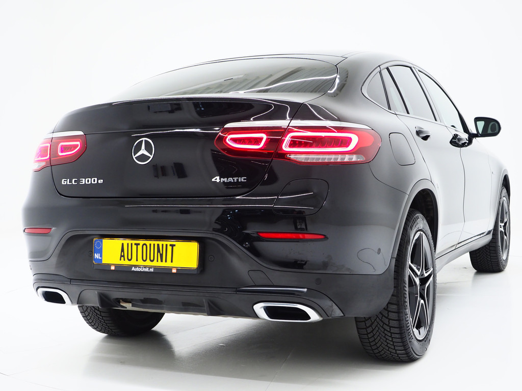 Mercedes-Benz GLC Coupé 300e 4MATIC AMG 8