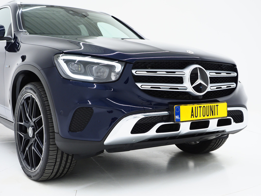 Mercedes-Benz GLC 300e 4MATIC Premium Plus 11