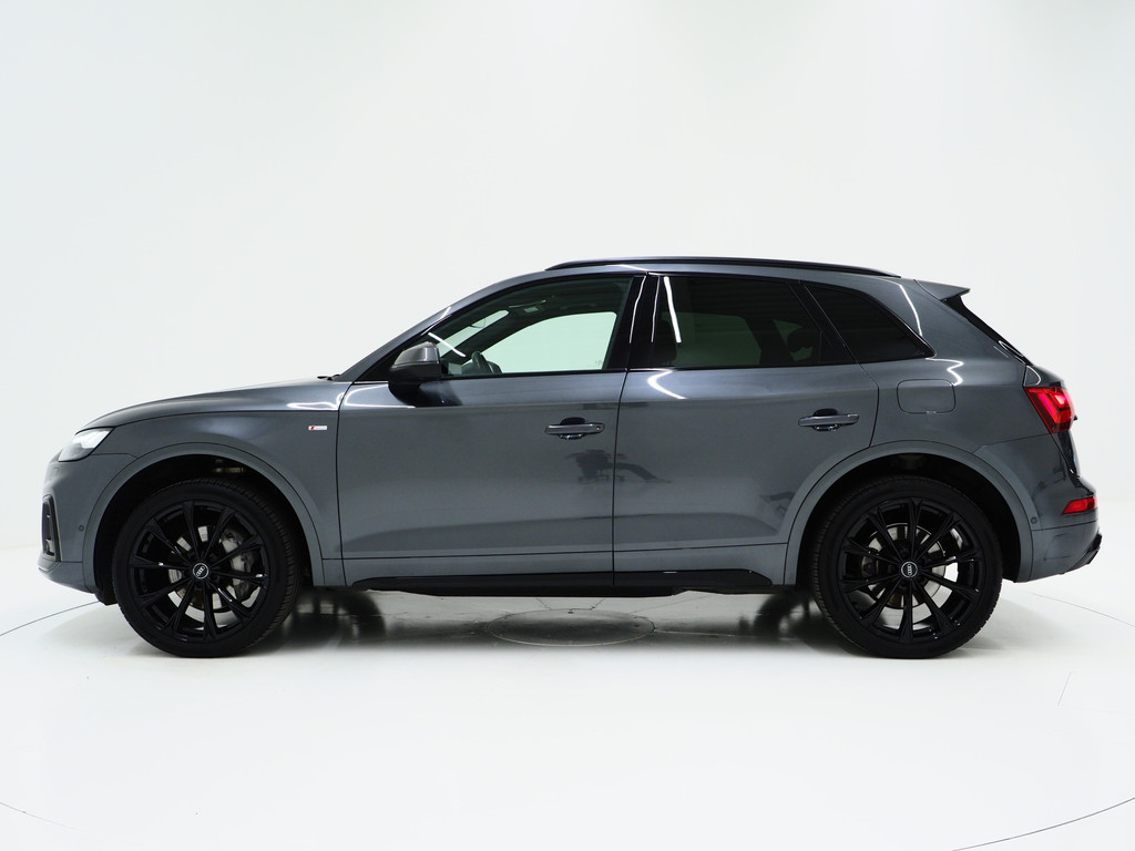 Audi Q5 55 TFSI e quattro Competition S-Line 1