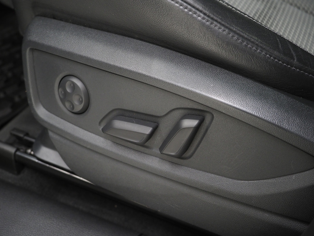 Audi Q5 55 TFSI e quattro Competition S-Line 62