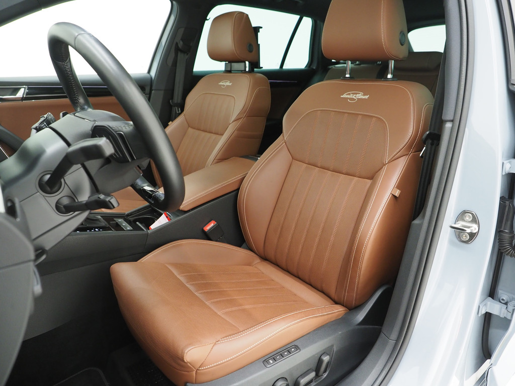 Škoda Superb Combi 1.4 TSI iV Laurin & Klement 3