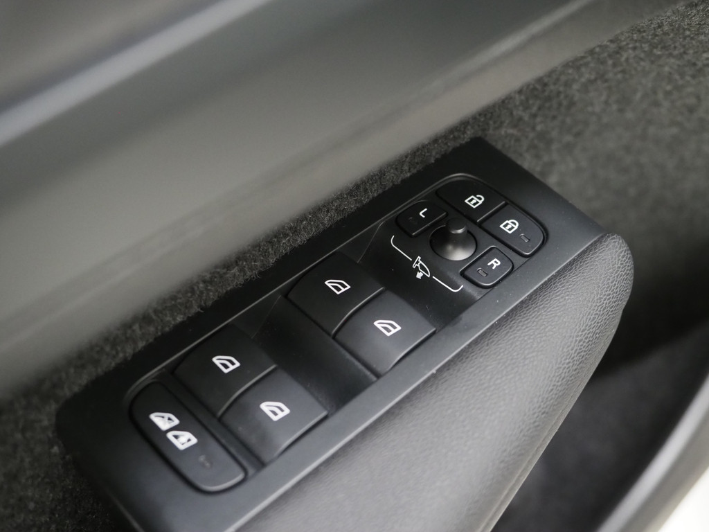 Volvo XC40 1.5 T5 Recharge Ultimate 19