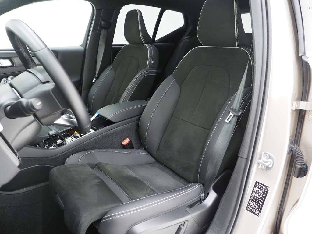 Volvo XC40 1.5 T5 Recharge Ultimate 48