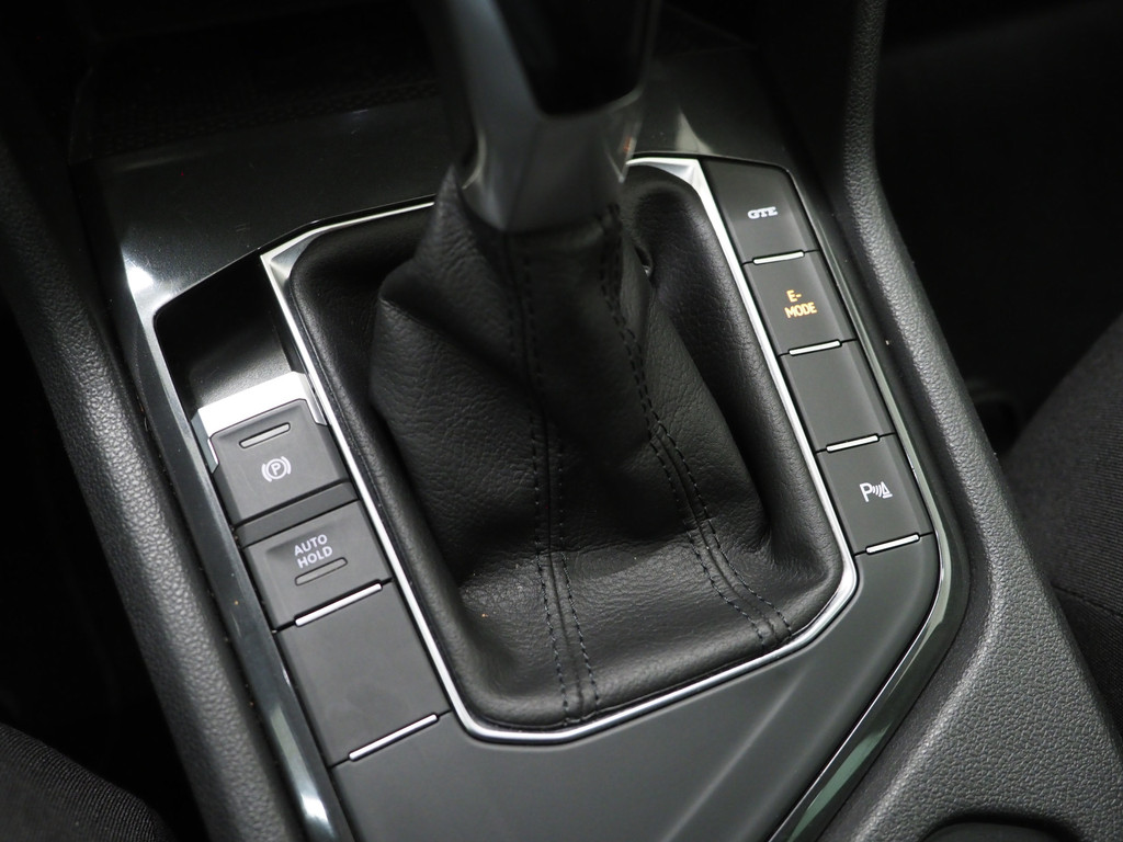 Volkswagen Tiguan 1.4 TSI eHybrid 245PK 64