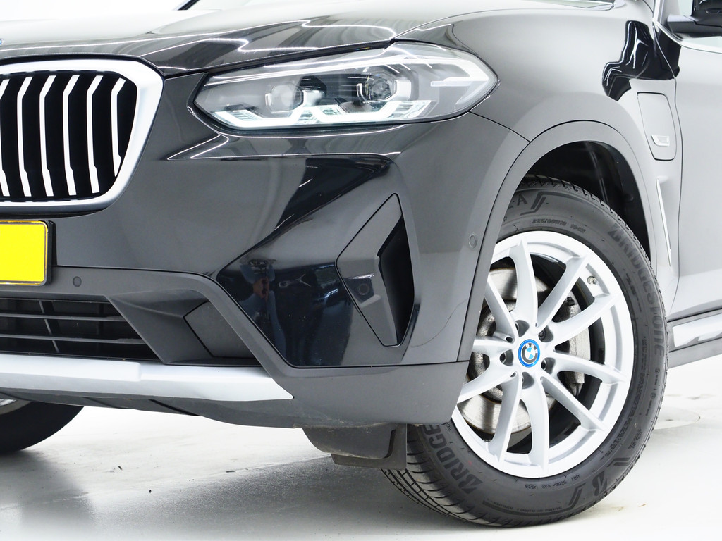BMW X3 xDrive30e LCI 292PK 5