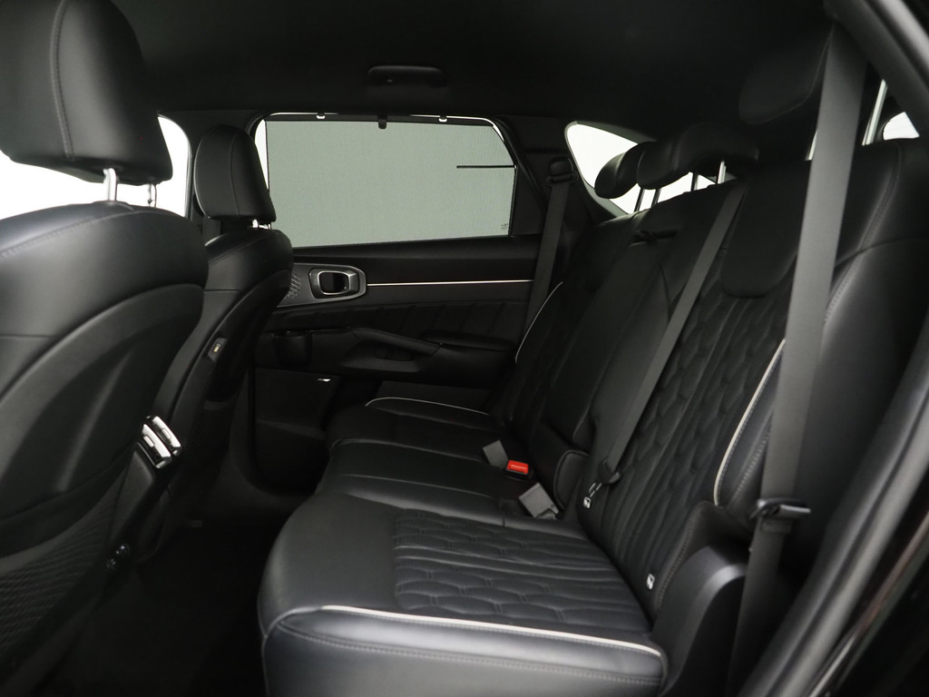 Kia Sorento 1.6 T-GDI Plug-in Hybrid 4WD Platinum 7p 48
