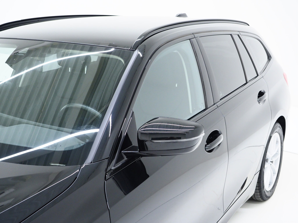 BMW 3 Serie Touring 320e LCI Shadow Line 12