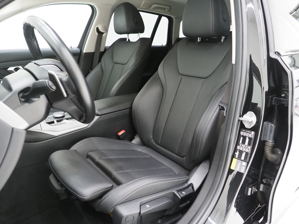 BMW 3 Serie Touring 320e LCI Shadow Line 37