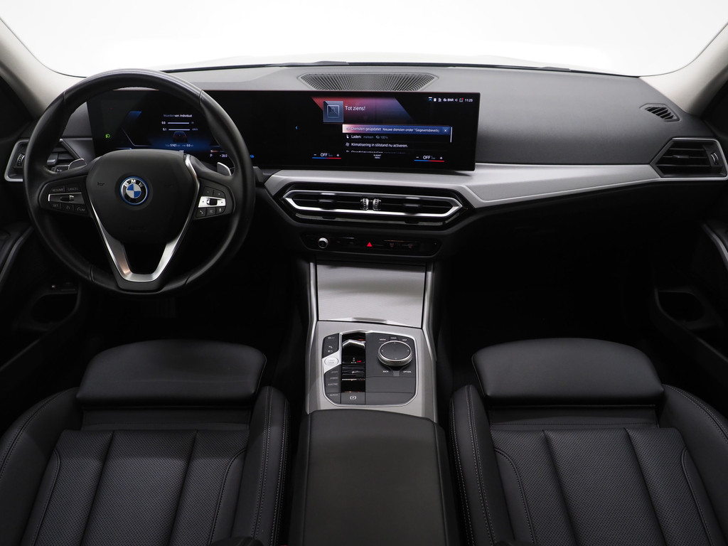 BMW 3 Serie Touring 320e LCI Shadow Line 4