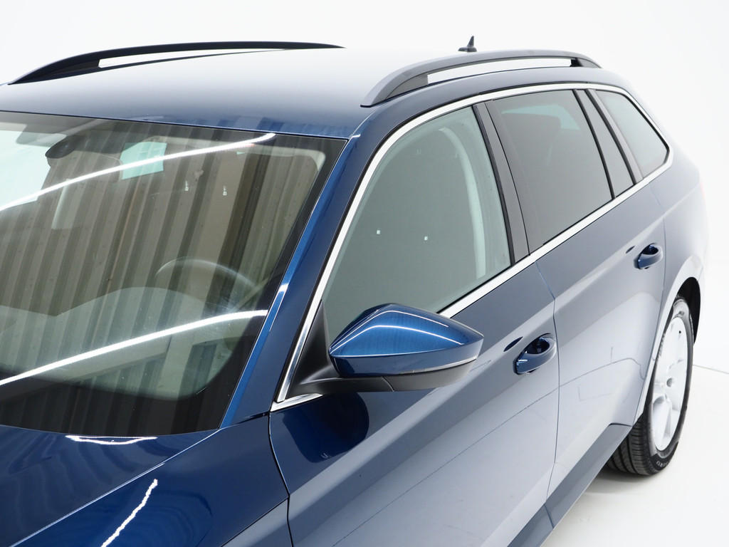 Škoda Superb Combi 1.4 TSI iV 218PK 11