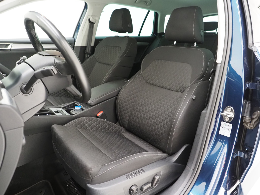 Škoda Superb Combi 1.4 TSI iV 218PK 3