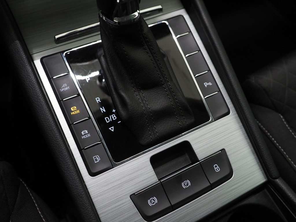 Škoda Superb Combi 1.4 TSI iV 218PK 30