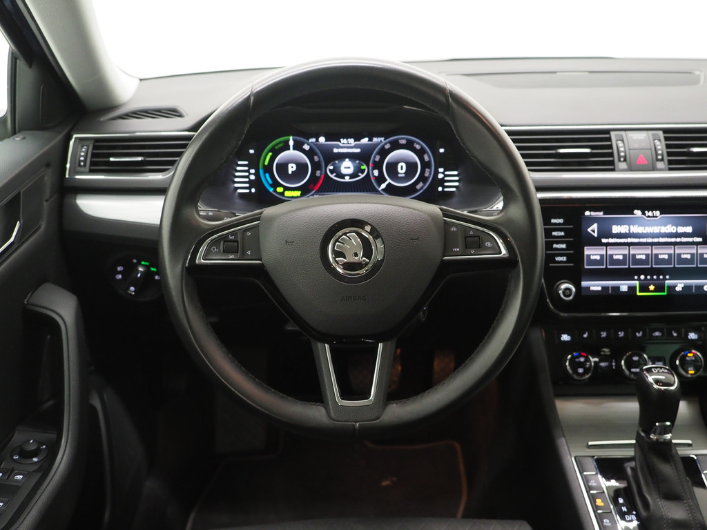 Škoda Superb Combi 1.4 TSI iV 218PK 68