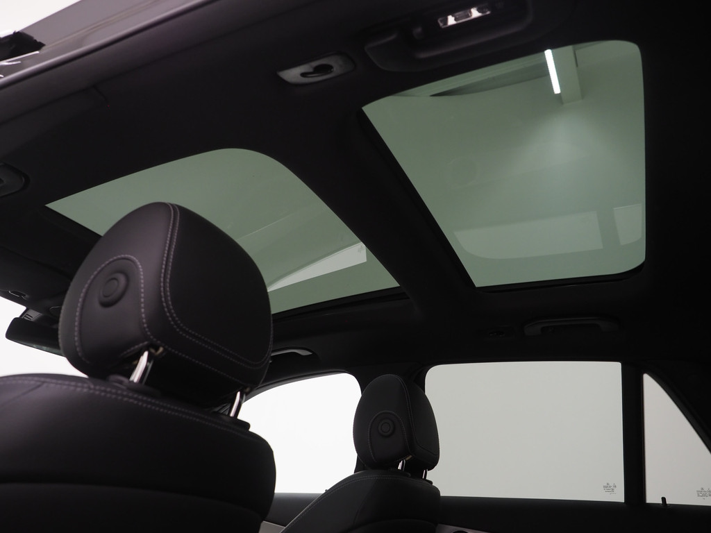 Mercedes-Benz GLC 300e 4MATIC AMG 69