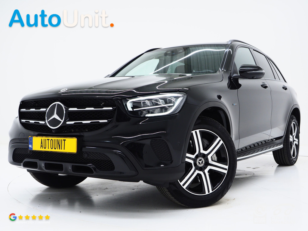 Mercedes-Benz GLC 300e 4MATIC Premium Night Black 41