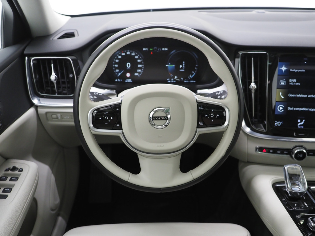 Volvo V60 2.0 T6 Twin Engine AWD Inscription 77