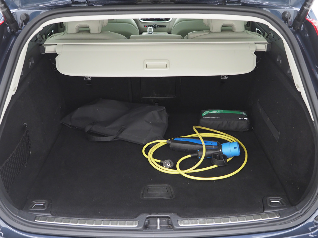 Volvo V60 2.0 T6 Twin Engine AWD Inscription 81
