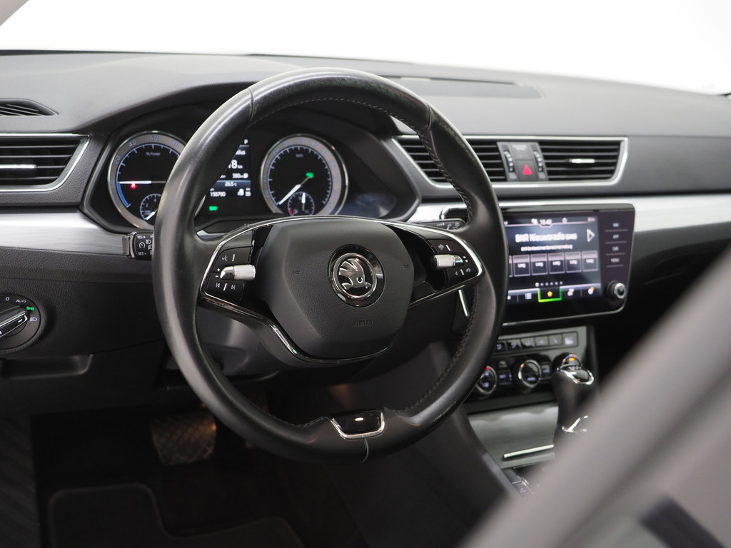 Škoda Superb Combi 1.4 TSI iV 218PK 16