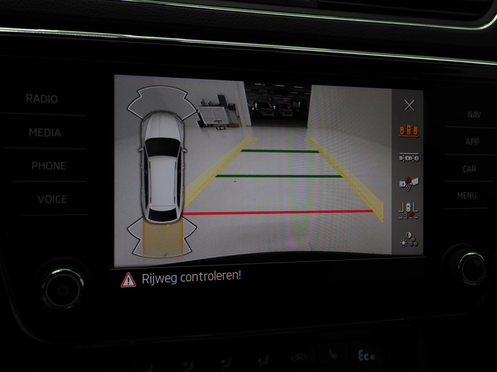 Škoda Superb Combi 1.4 TSI iV 218PK 28