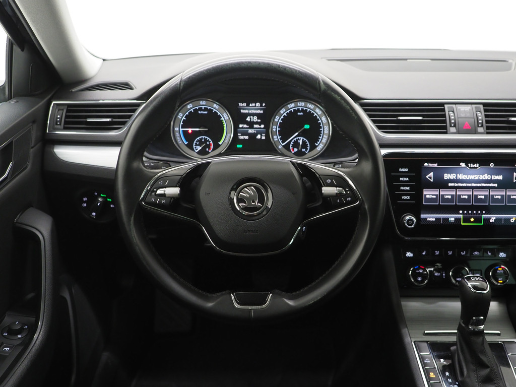 Škoda Superb Combi 1.4 TSI iV 218PK 33
