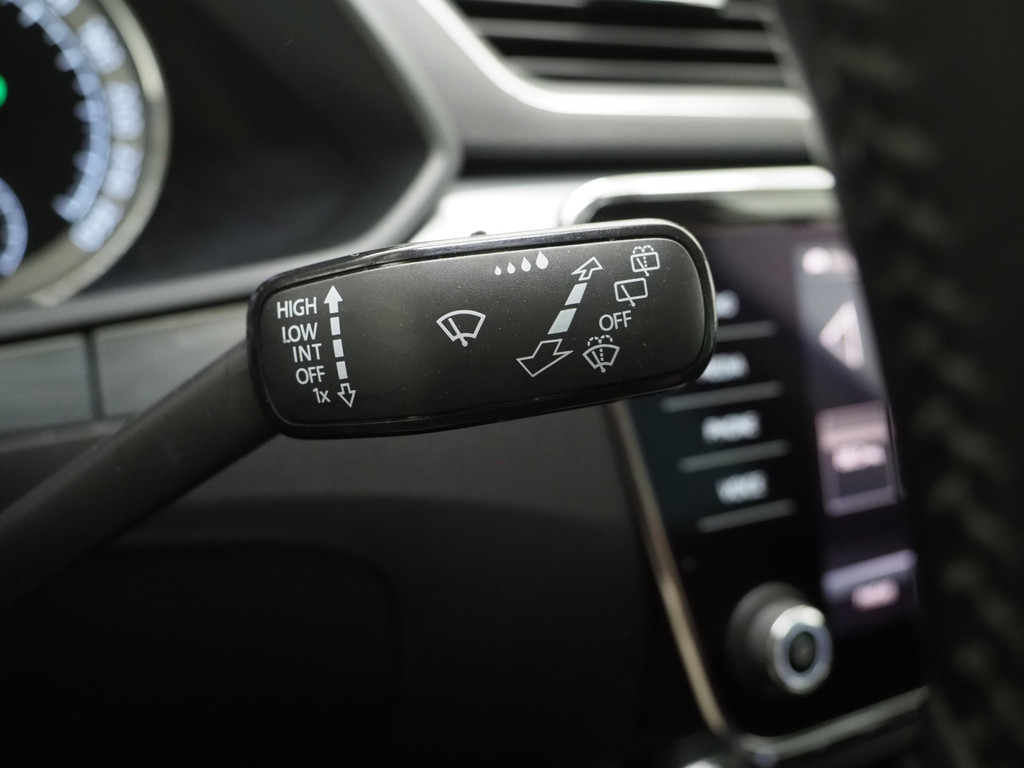 Škoda Superb Combi 1.4 TSI iV 218PK 59