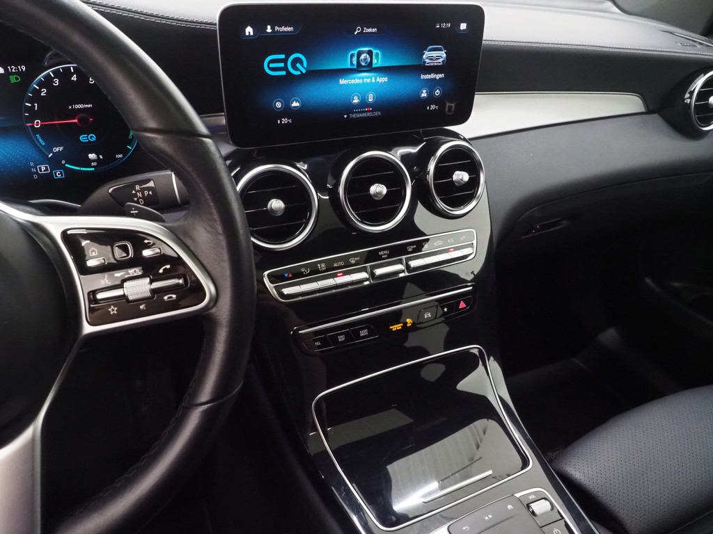 Mercedes-Benz GLC Coupé 300e 4MATIC Panamericana 72