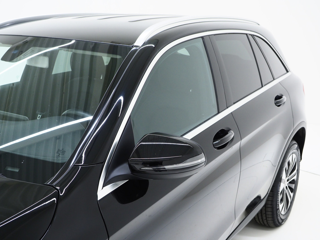 Mercedes-Benz GLC 300e 4MATIC Panamericana 13