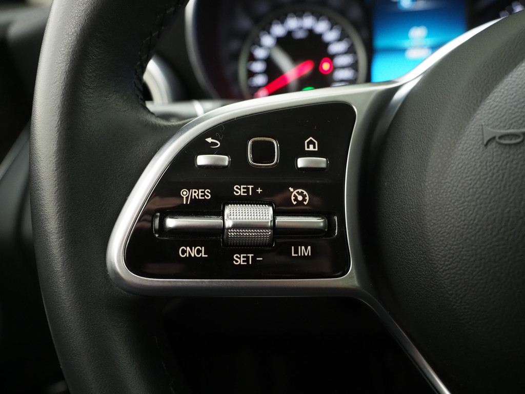 Mercedes-Benz GLC 300e 4MATIC Panamericana 21