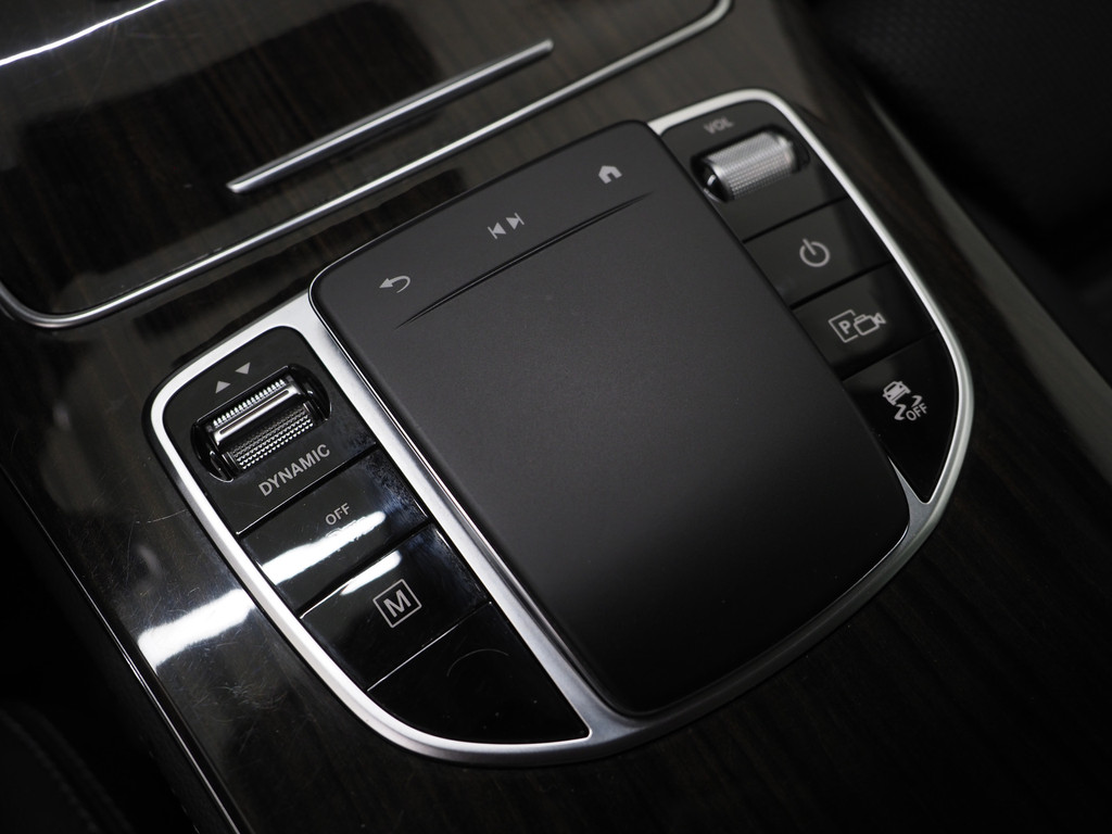 Mercedes-Benz GLC 300e 4MATIC Panamericana 29