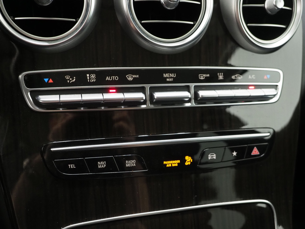 Mercedes-Benz GLC 300e 4MATIC Panamericana 30