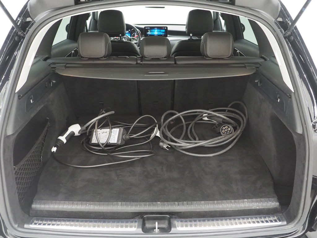 Mercedes-Benz GLC 300e 4MATIC Panamericana 34