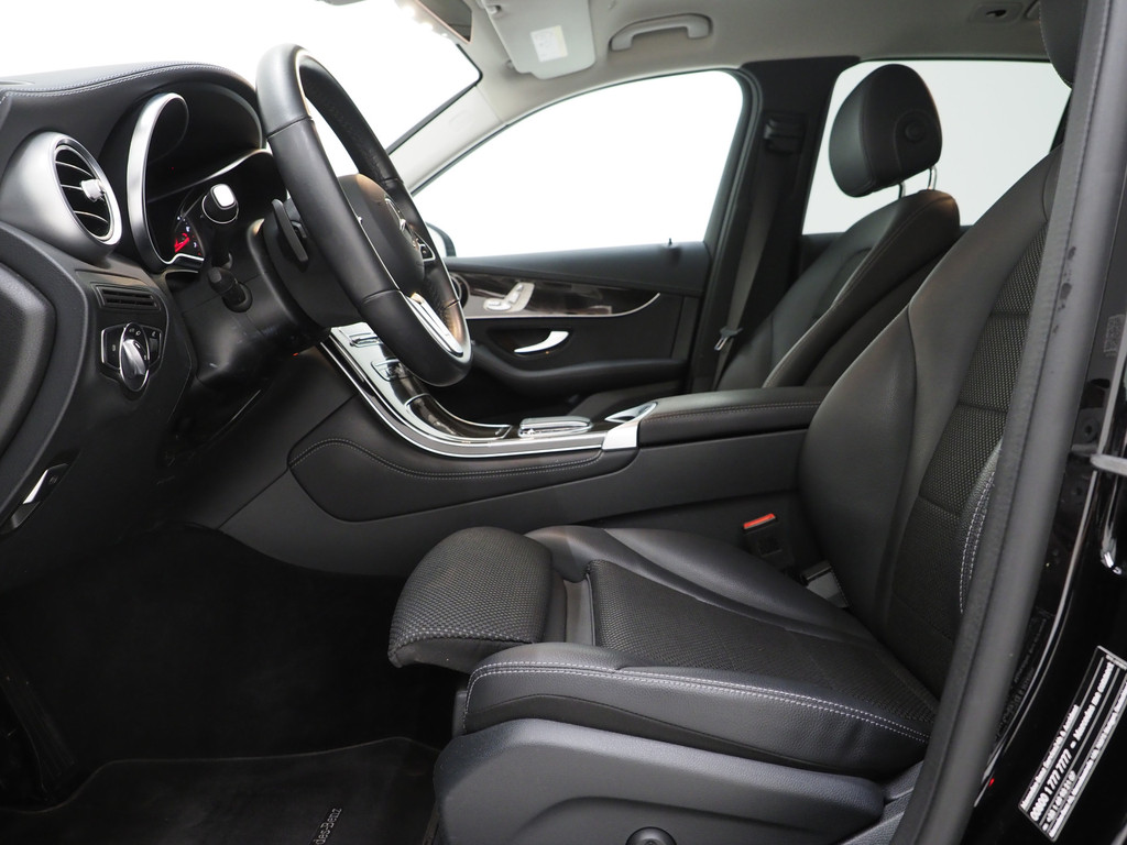 Mercedes-Benz GLC 300e 4MATIC Panamericana 50