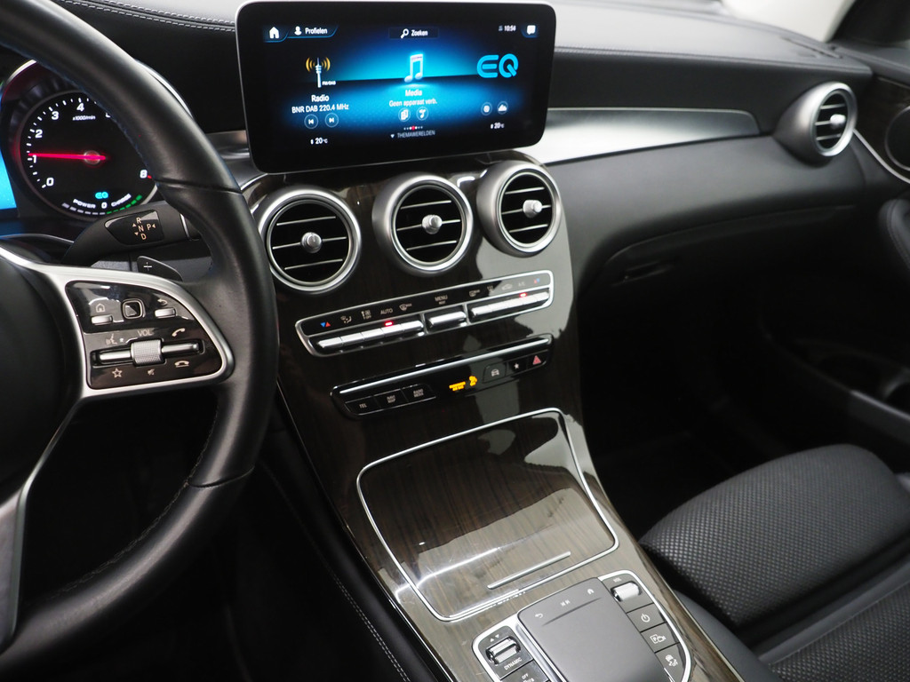 Mercedes-Benz GLC 300e 4MATIC Panamericana 67