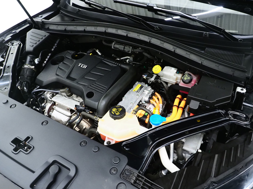 MG EHS 1.5 TGDI Luxury 6