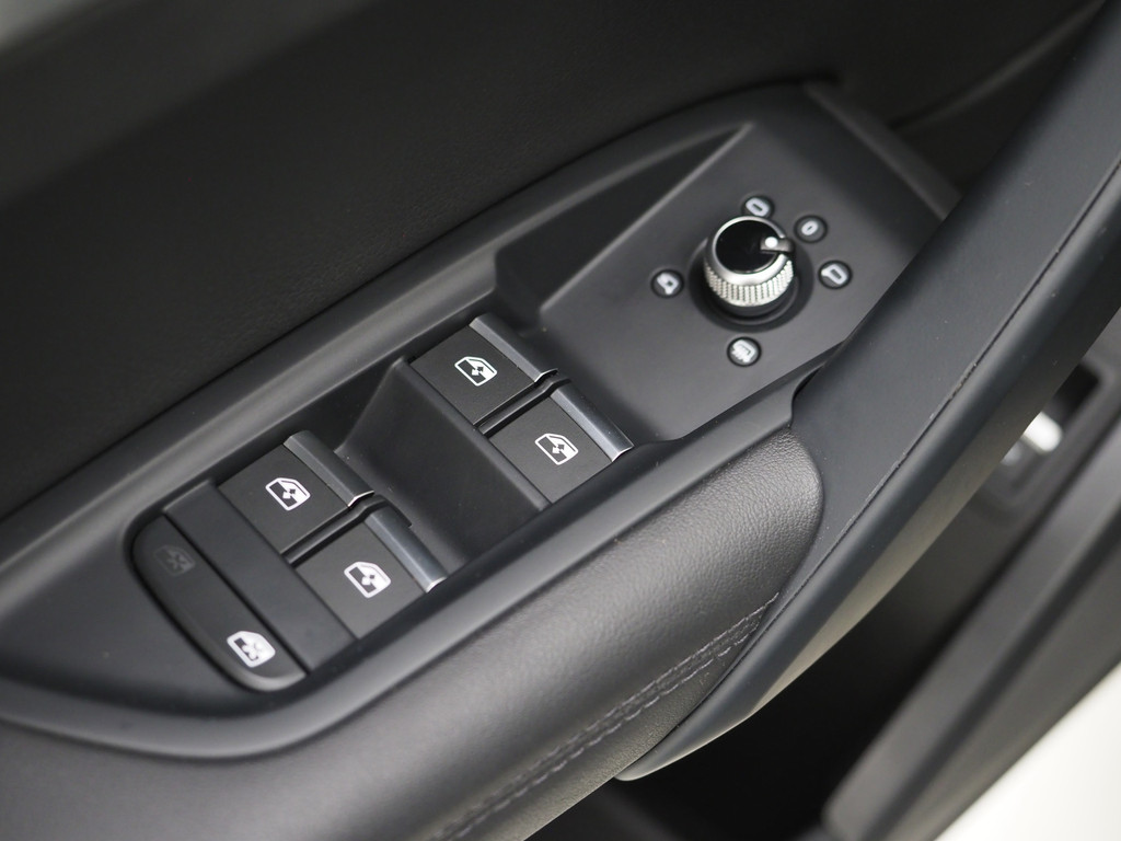 Audi Q5 55 TFSI e quattro Competition S-Line 18