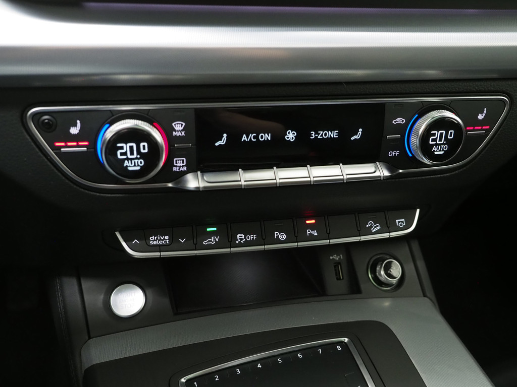 Audi Q5 55 TFSI e quattro Competition S-Line 32
