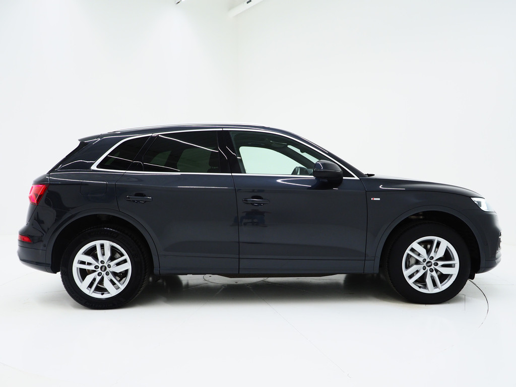 Audi Q5 55 TFSI e quattro Competition S-Line 9