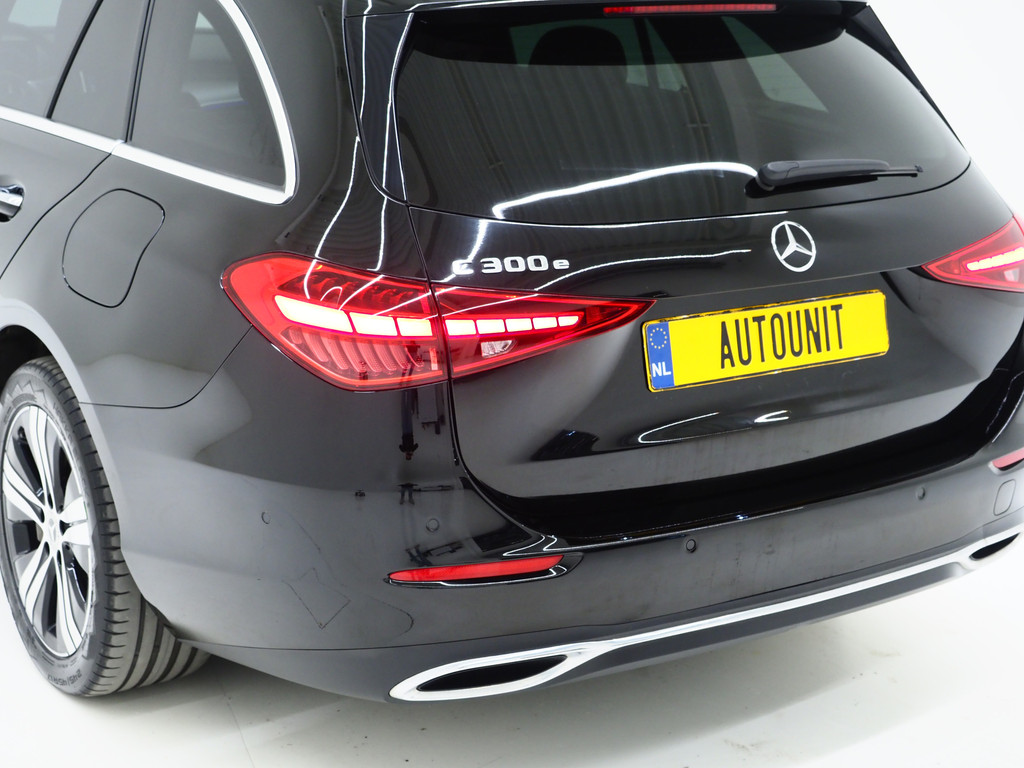 Mercedes-Benz C-Klasse Estate 300 e Avantgarde 13