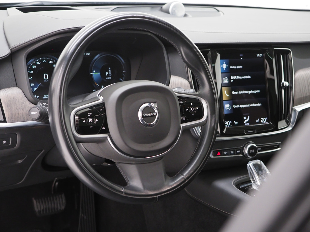 Volvo V90 2.0 T8 AWD Inscription 17
